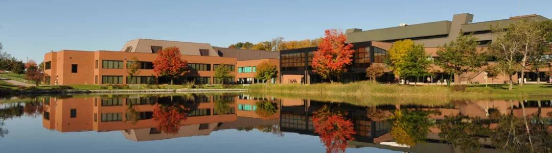 康尼斯托加理工学院