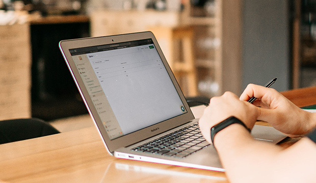 日本作为一个受欢迎的留学目的地,吸引着许多国际学生前往深造。然而,对于许多人来说,他们可能会想知道去日本留学需要多长时间。实际上,留学的时间长度取决于你选择的课程和学位级别。下面将详细介绍在日本留学所需的时间。 日本作为一个受欢迎的留学目的地,吸引着许多国际学生前往深造。然而,对于许多人来说,他们可能会想知道去日本留学需要多长时间。实际上,留学的时间长度取决于你选择的课程和学位级别。下面将详细介绍在日本留学所需的时间。