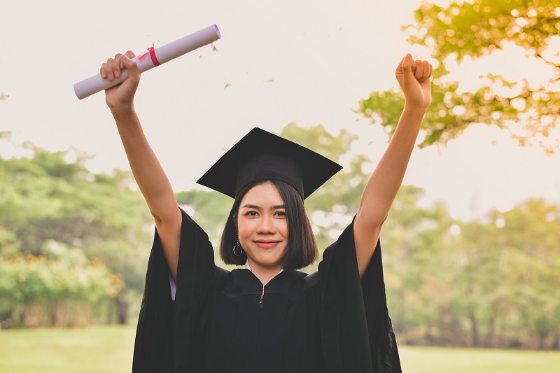 如何申请留学读研