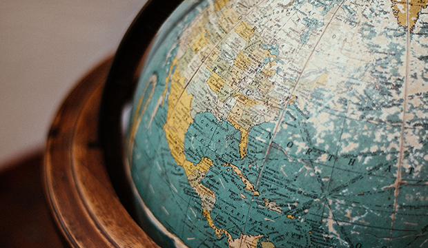 英国留学一般的学制是根据不同的学位和课程而有所不同。在英国,学士学位通常需要三年的时间完成,硕士学位需要一年,而博士学位则需要三到四年。然而,这只是一般情况,具体的学制还取决于所选择的学校和专业。 英国留学一般的学制是根据不同的学位和课程而有所不同。在英国,学士学位通常需要三年的时间完成,硕士学位需要一年,而博士学位则需要三到四年。然而,这只是一般情况,具体的学制还取决于所选择的学校和专业。