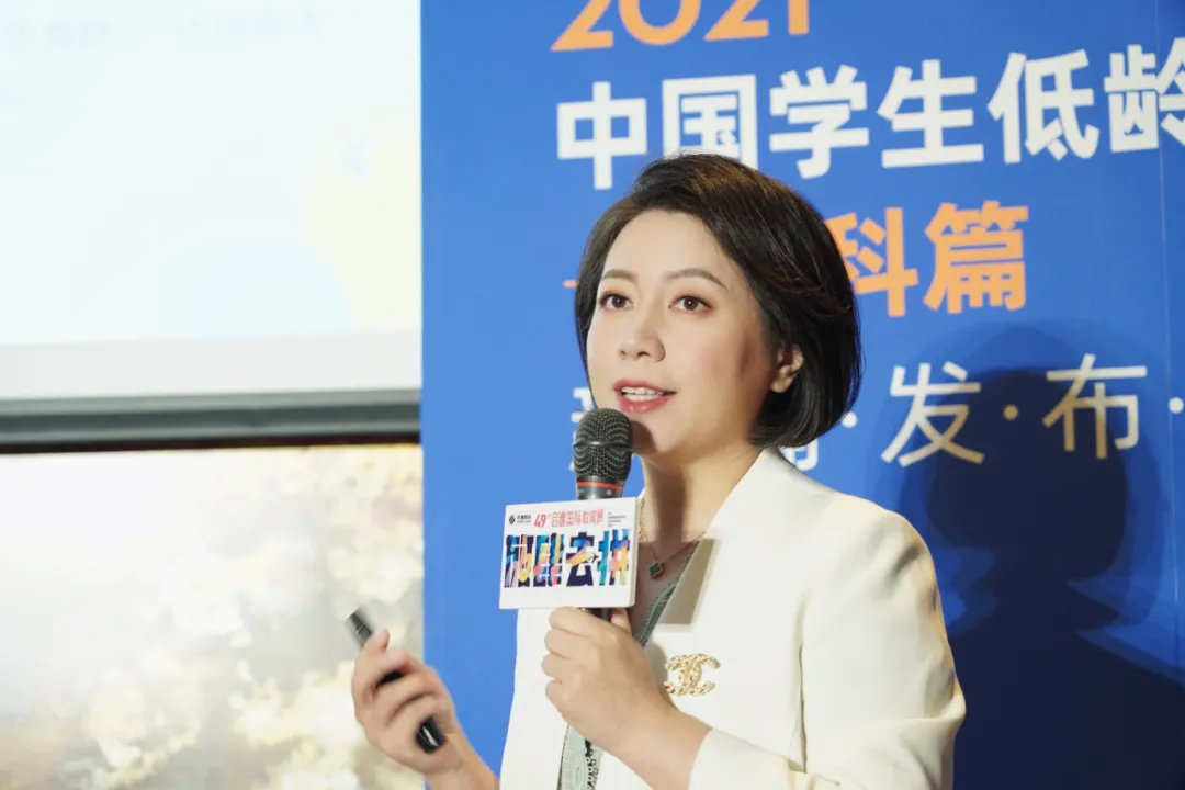 低领留学图1.jpg