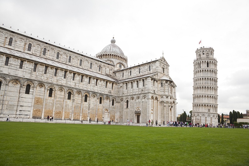 西班牙留学条件有哪些 西班牙留学条件有哪些