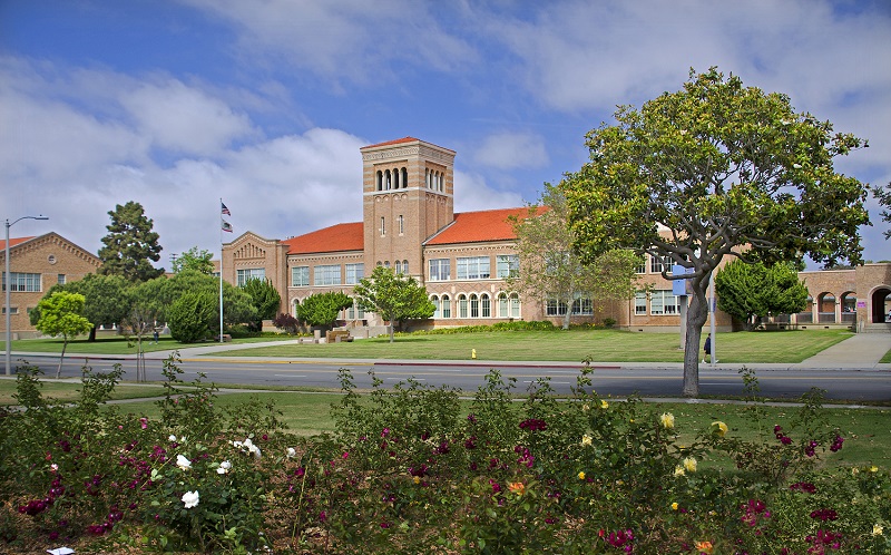 荷兰留学贵吗 荷兰留学贵吗