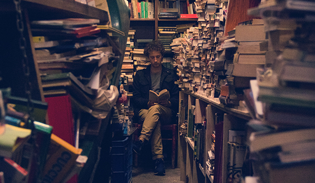 日本作为一个受到许多留学生青睐的留学目的地，吸引着越来越多的学生前往深造。然而，对于许多人来说，选择何时去日本留学可能是一个困扰。在这篇文章中，我们将探讨日本留学的最佳时间。