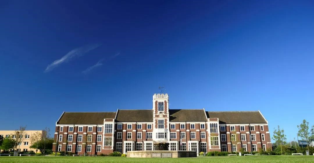 拉丁堡大学 图片